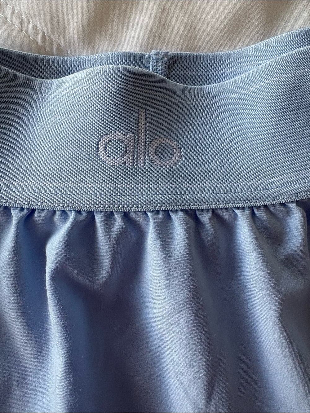 ALO Yoga Women's Pale Blue Athletic Skort with Built-In Shorts - Picture 10 of 12